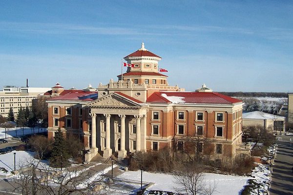 University of Manitoba International Students Awards and Financial Aid 2023/2024, Canada
