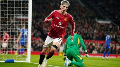 Carabao Cup: Man Utd thrash Leicester 5-2 as Van Nistelrooy takes charge