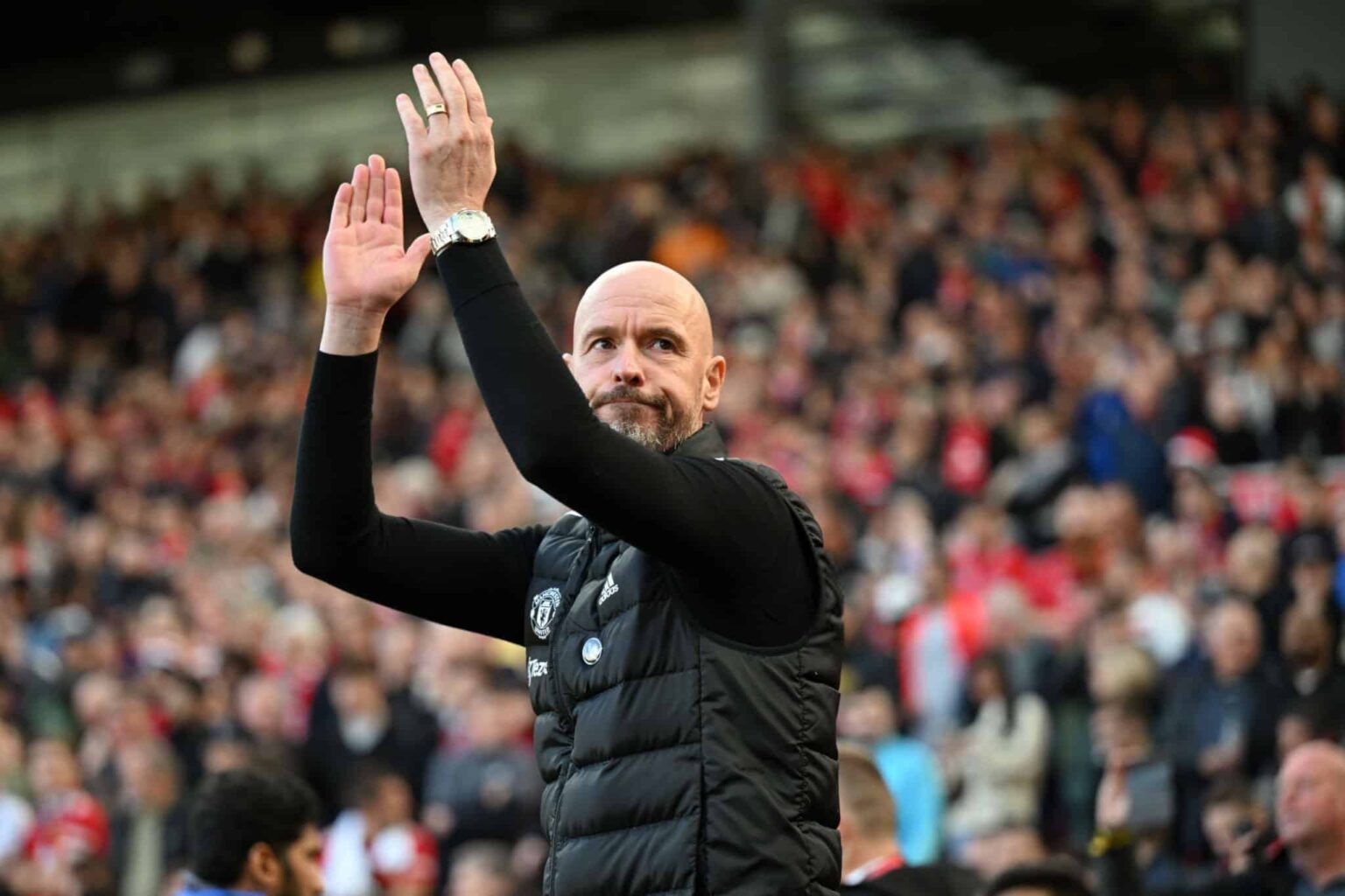 EPL: Ten Hag pens emotional farewell letter to Man Utd fans
